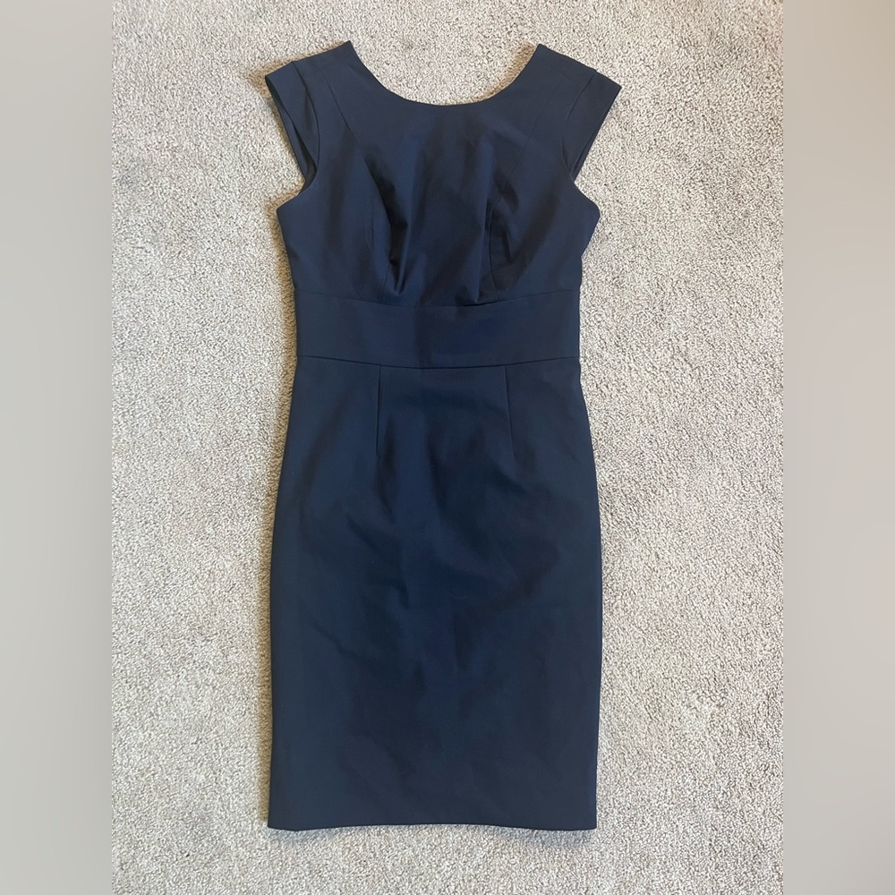 ✨ The Limited Collection – Petite Navy Sheath Dress 👗